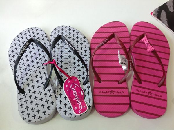 Chinelo Planet Girls